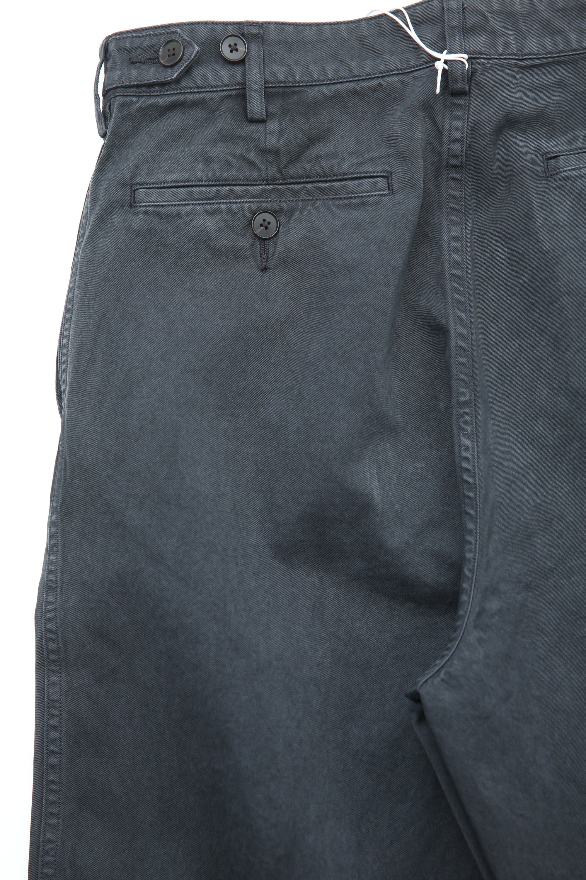 Auralee Garment-Dyed Finx Light Chino One-Tuck Wide Pants - Black - Image 9