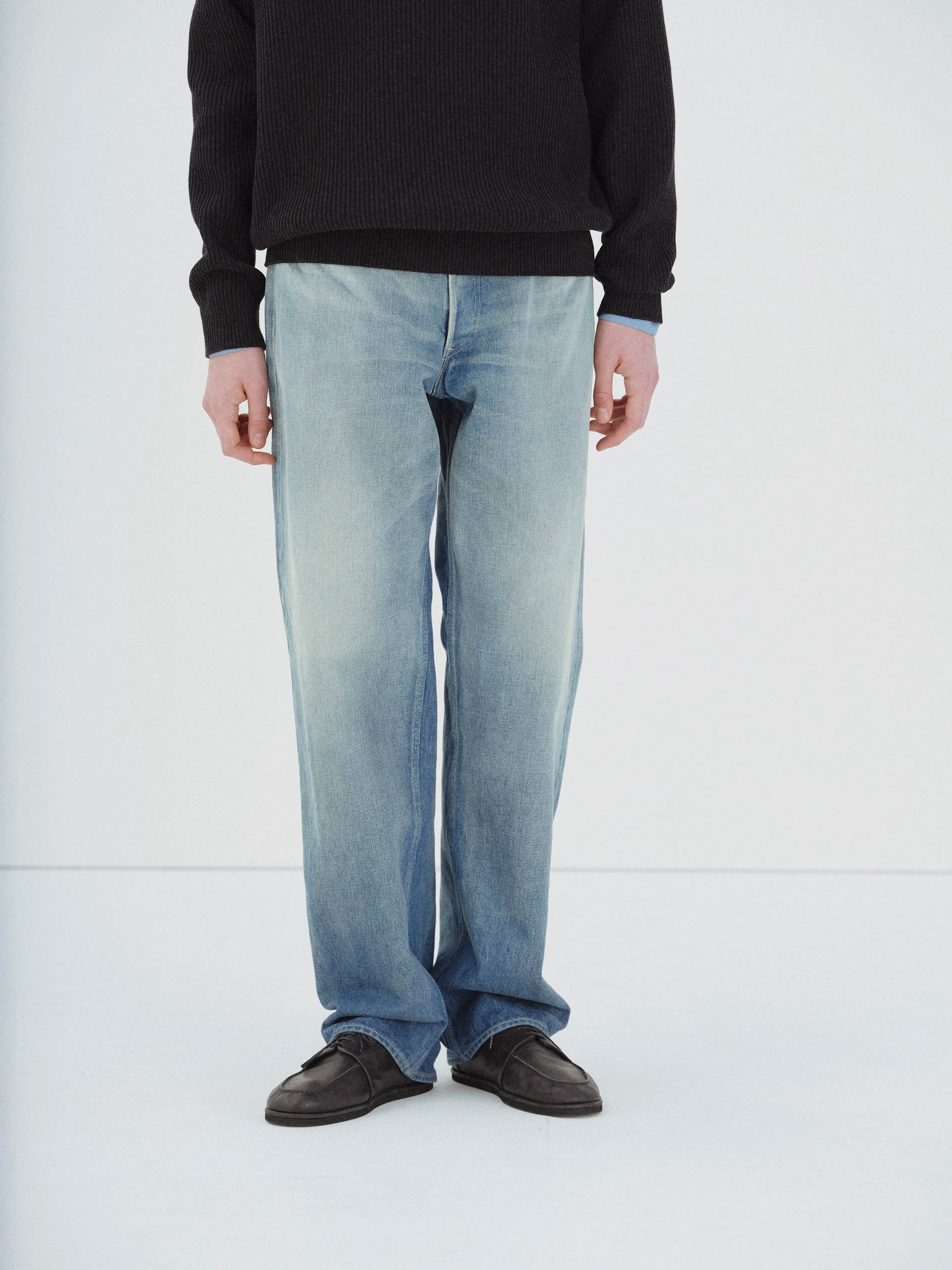 AURALEE Selvedge Faded Heavy Denim Wide Pants - FADED INDIGO - Image 4