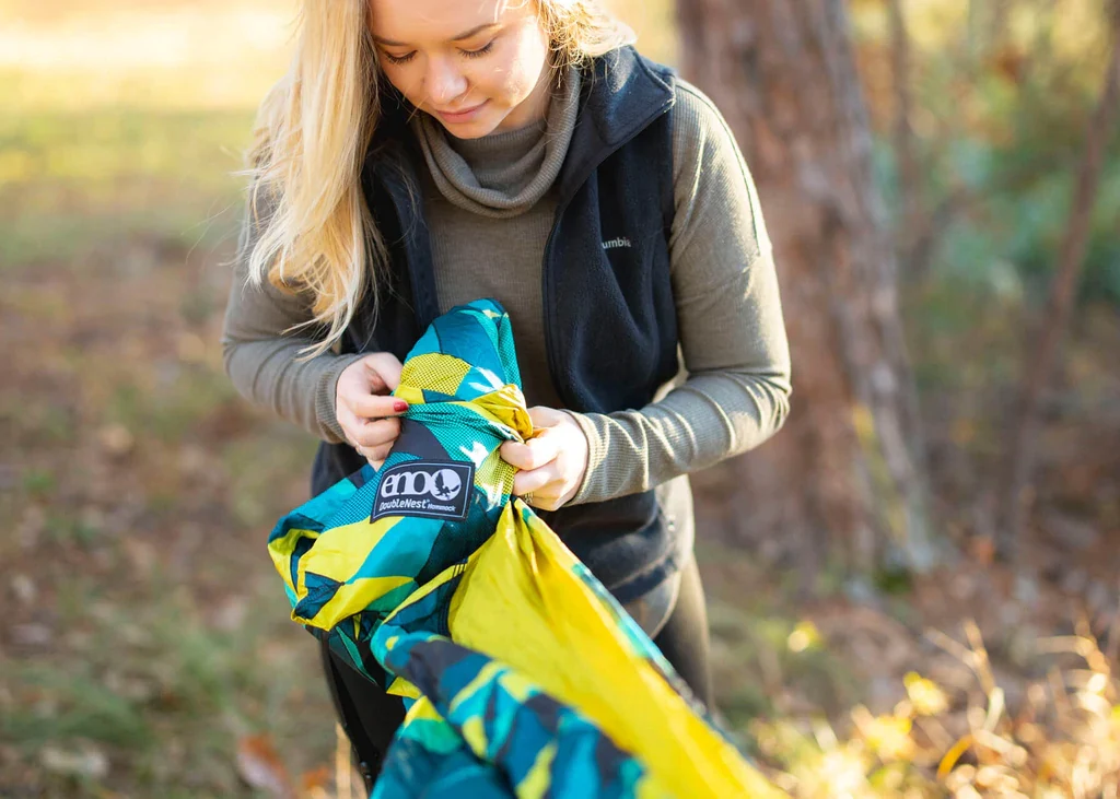 Eno DoubleNest Print Hammock - Boulder/Melon - Image 13