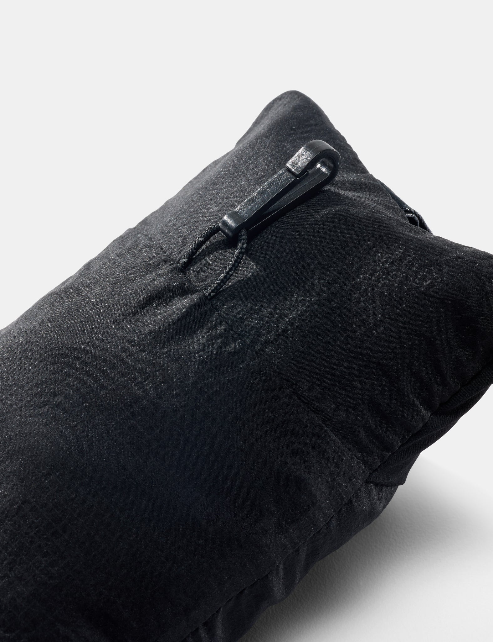 Matador Blackout Travel Pillow - Image 4