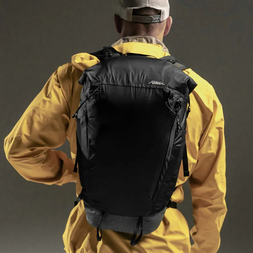 Matador Freerain22 Packable Backpack - Black/Grid - Image 4