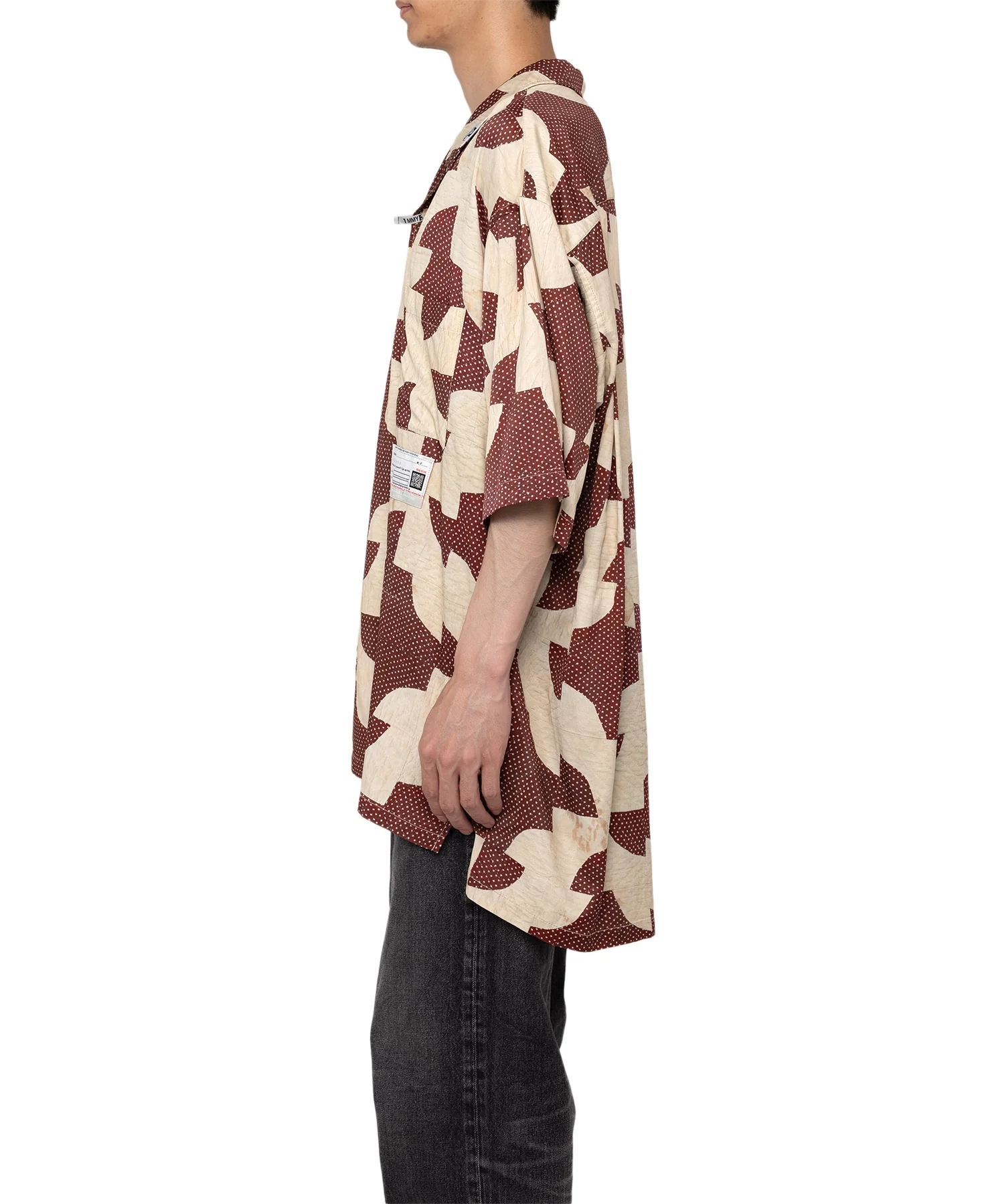 Maison Mihara Yasuhiro MMY- DRUNKER'S PATH QUILT PATTERN PRINTED S/S SHIRTS- BORDEAUX - Image 4