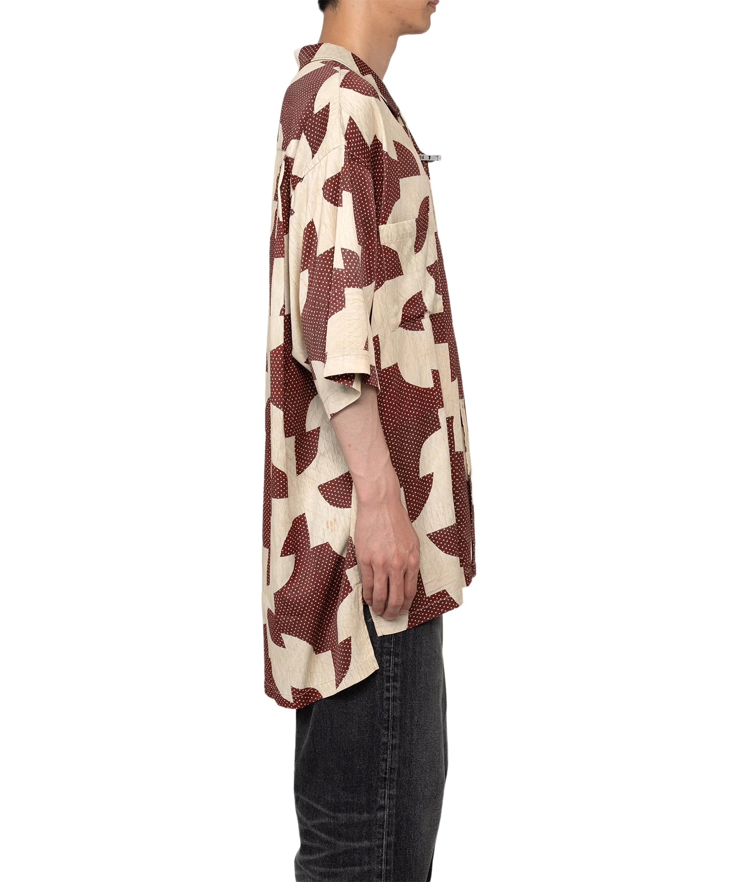 Maison Mihara Yasuhiro MMY- DRUNKER'S PATH QUILT PATTERN PRINTED S/S SHIRTS- BORDEAUX - Image 6