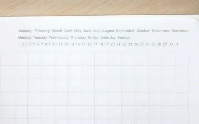 Stalogy Editor's Series 1/2 Year Notebook - A5 - Grid - Black - Image 4