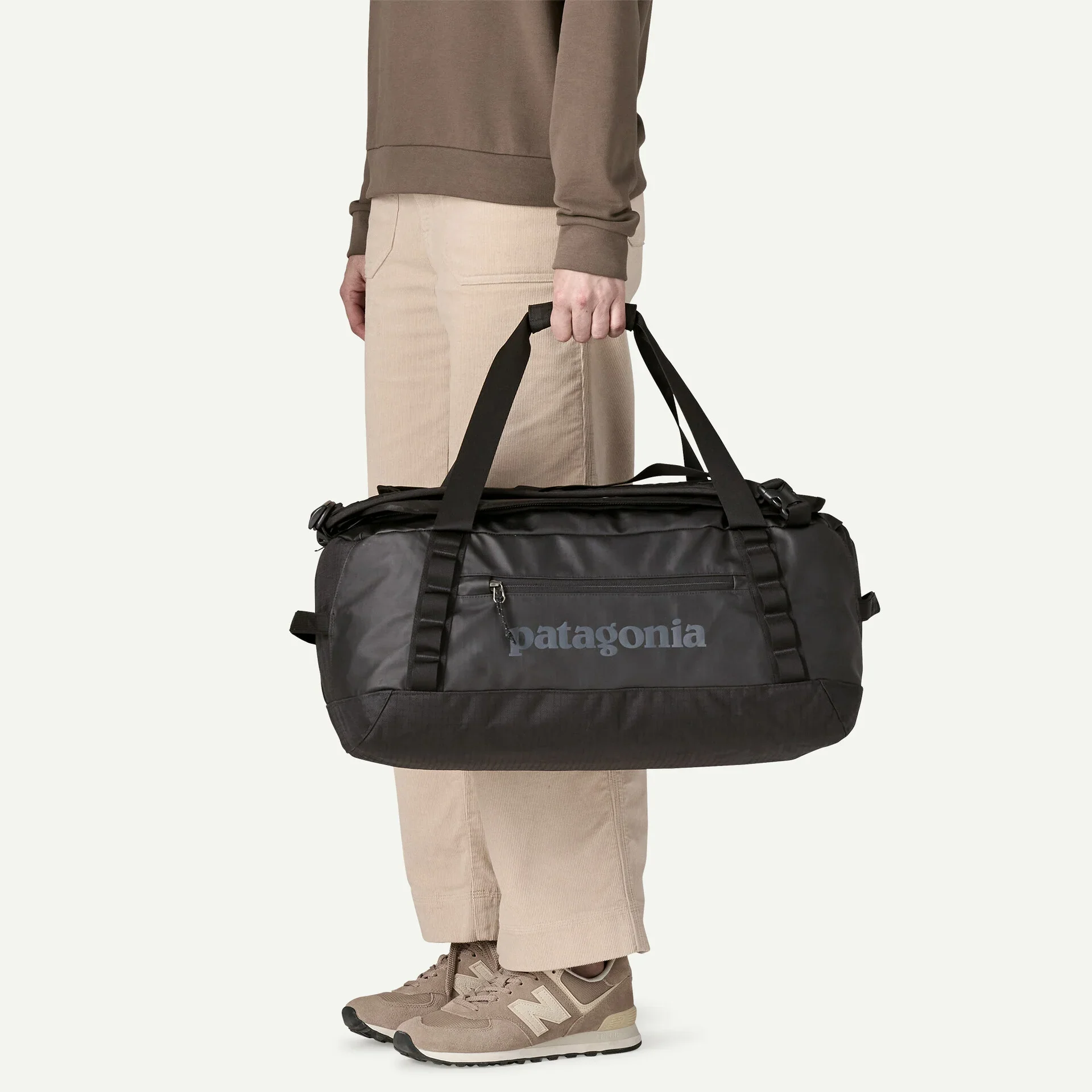 Patagonia Black Hole Duffel 40L - Black w/Black - Image 4