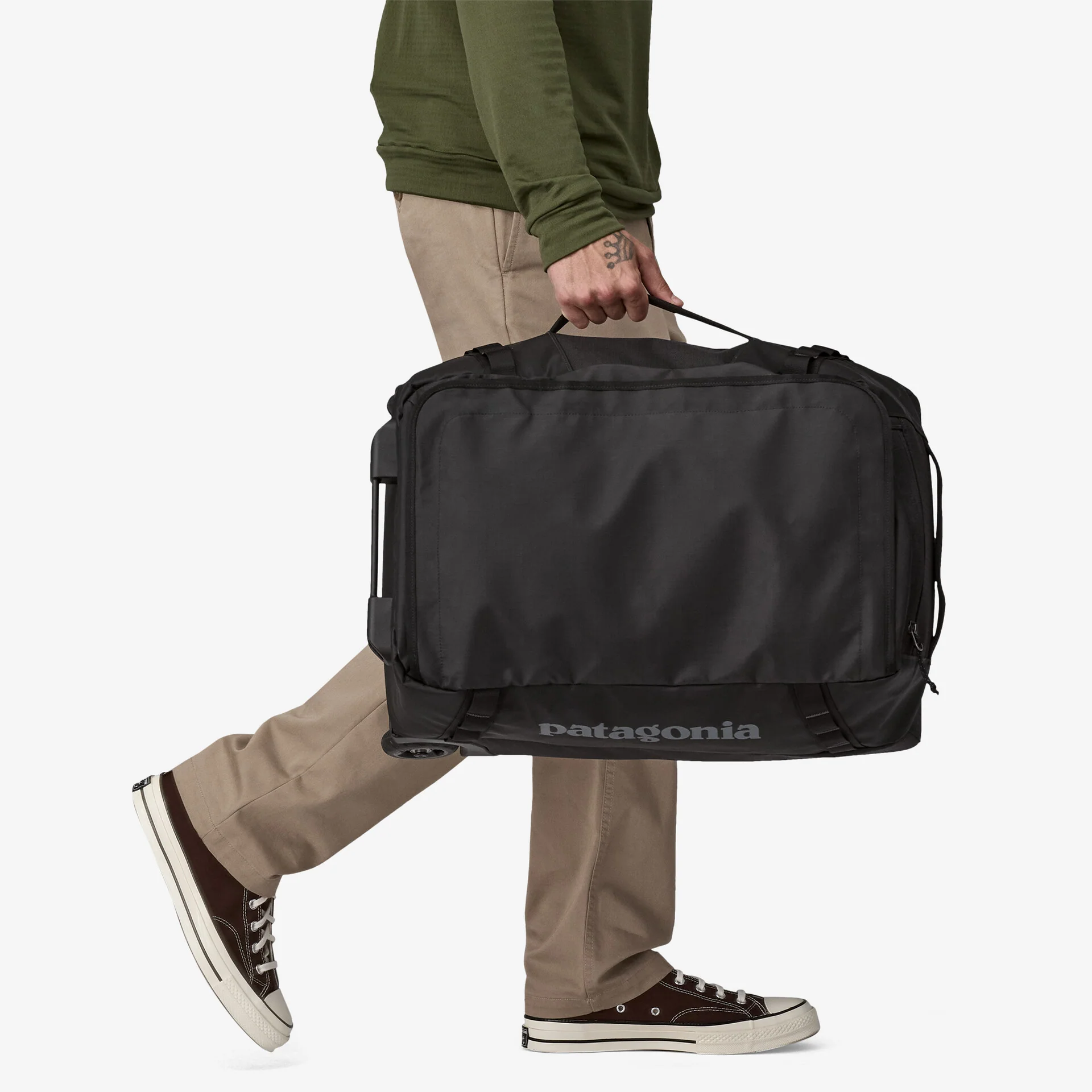 Patagonia Black Hole Wheeled Duffel Bag 40L - Black - Image 3