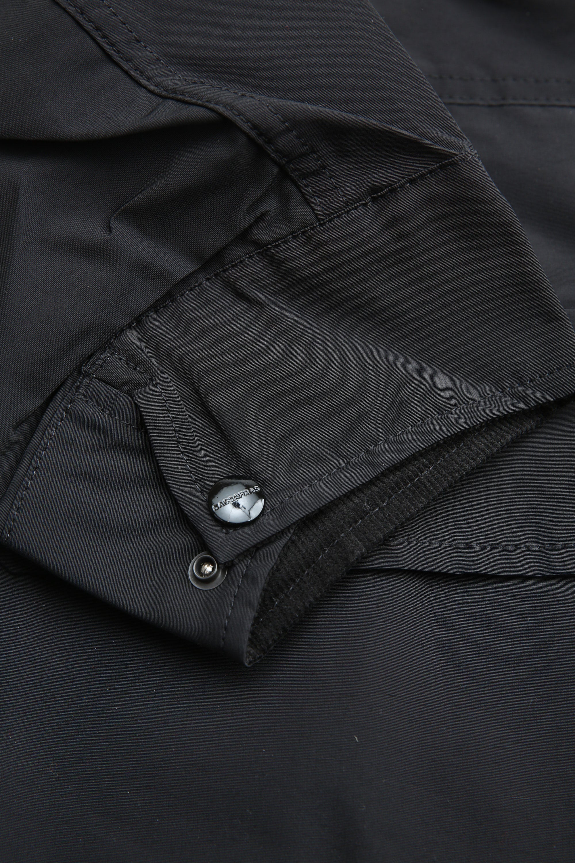 Sassafras Cultivator Coat - Black (60/40) - Image 5