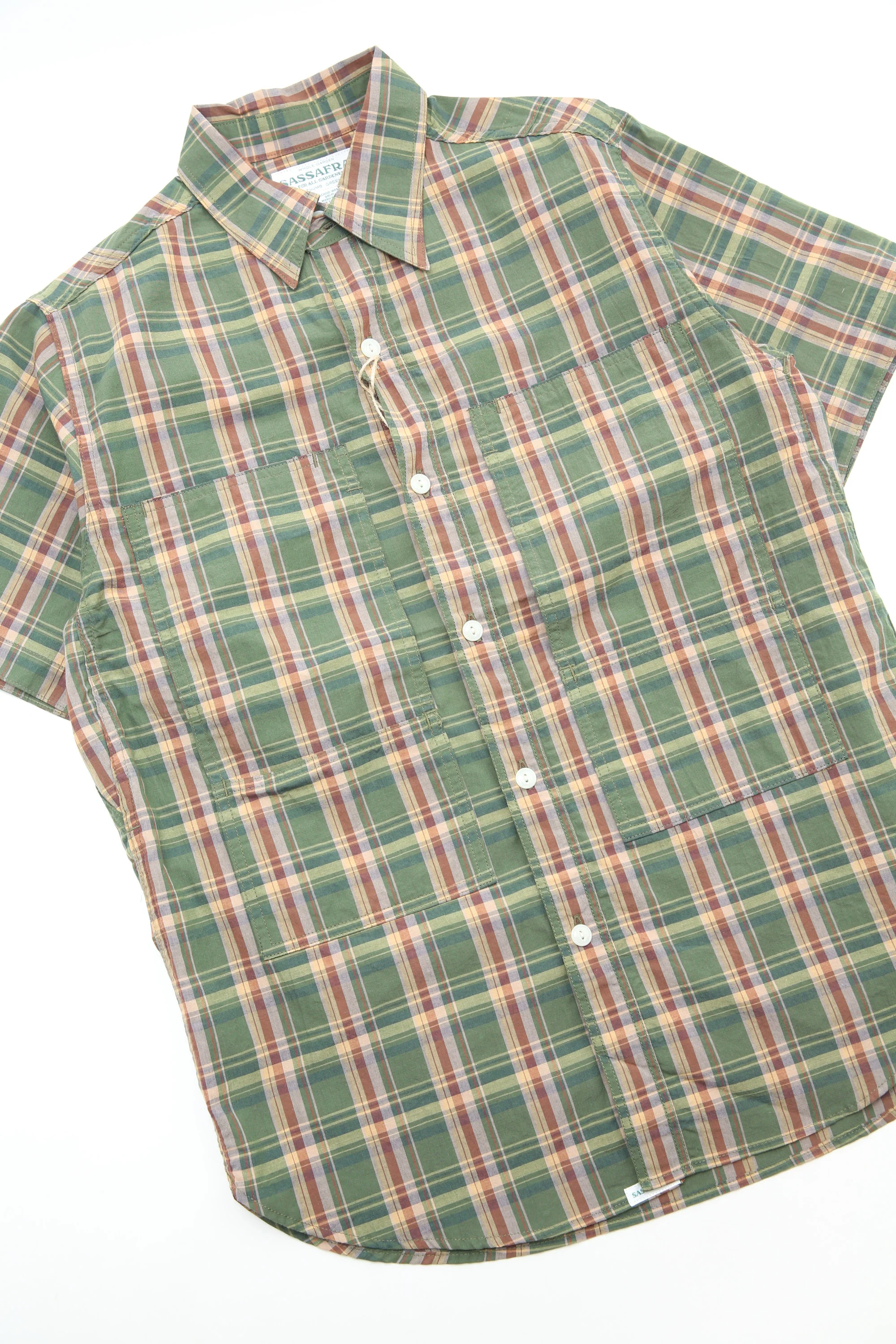 Sassafras Leaf Pruner 1/2 Shirt - Beige / Brown - Image 3